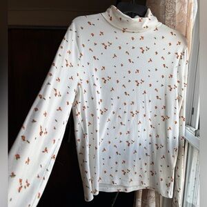 Levi’s Moon Ribbed Turtleneck Shirt | White Shayla Floral Gardenia | Women’s XXL
